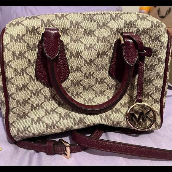 Michael kors bag - Picture 2 of 4